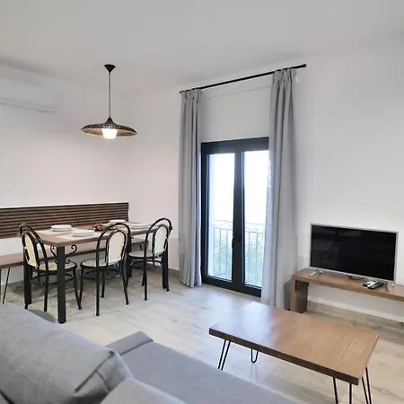 Urania - Kitries Lejlighed Kitriaí