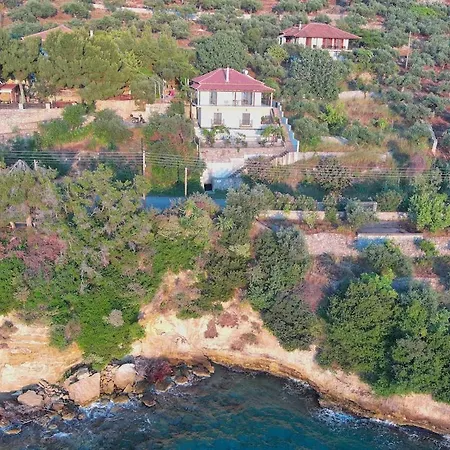 Urania - Kitries Lejlighed