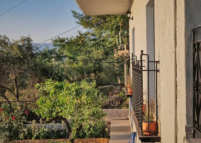 Urania - Kitries Appartement *